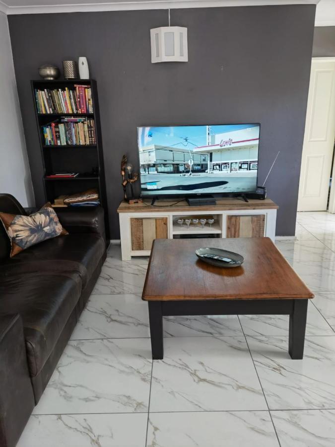 Apartment 49 On Spanish